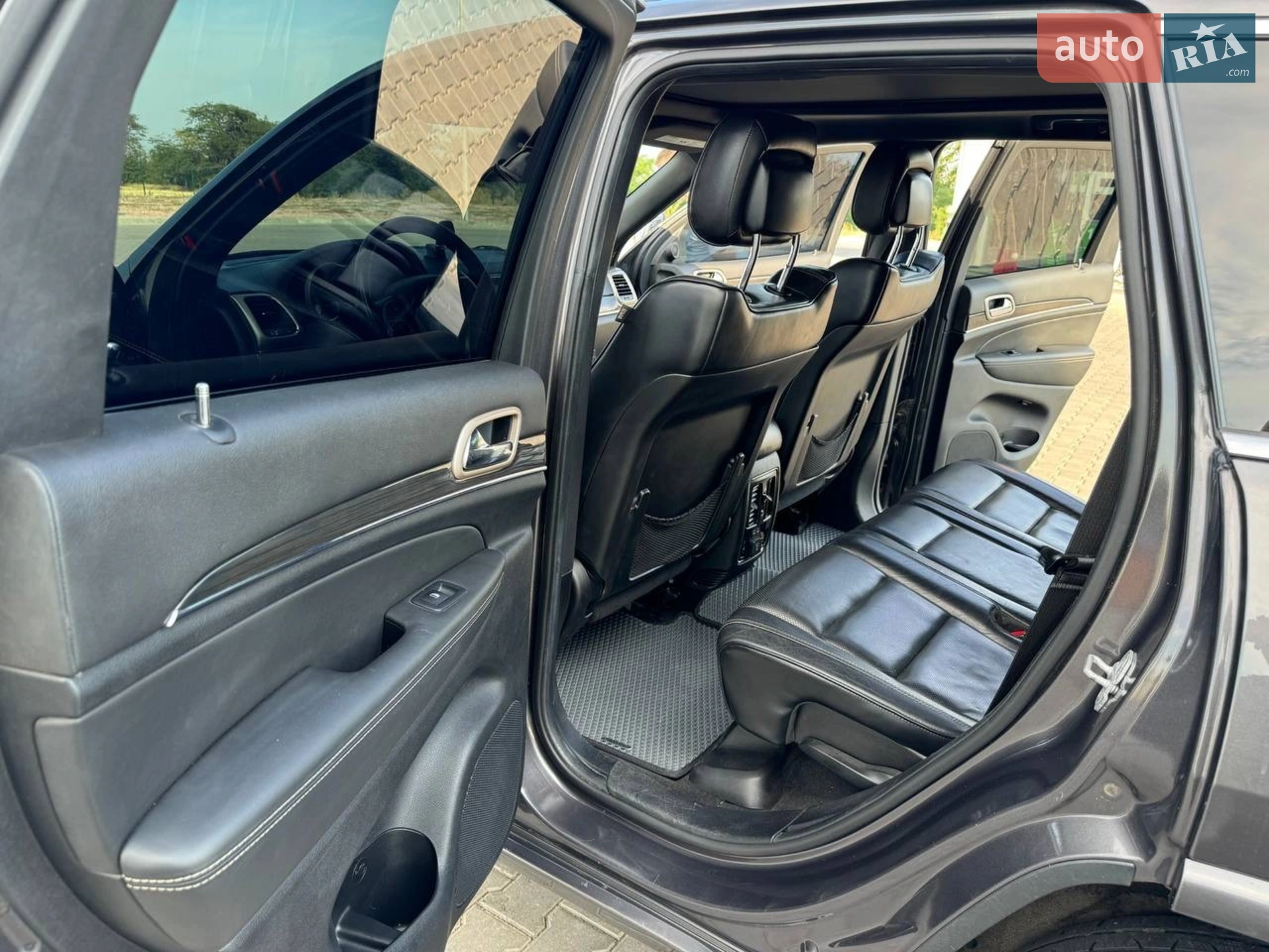2013 Jeep Grand Cherokee - мініатюра 18
