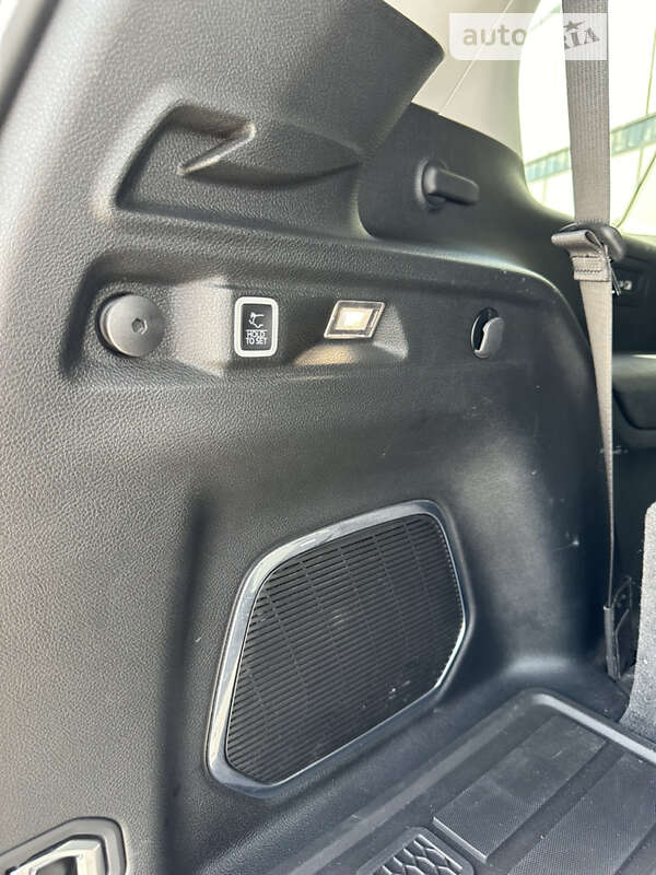 Внедорожник / Кроссовер Jeep Grand Cherokee 2021 в Ивано-Франковске