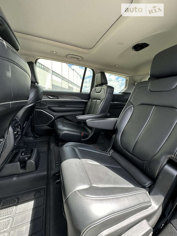 Внедорожник / Кроссовер Jeep Grand Cherokee 2021 в Ивано-Франковске