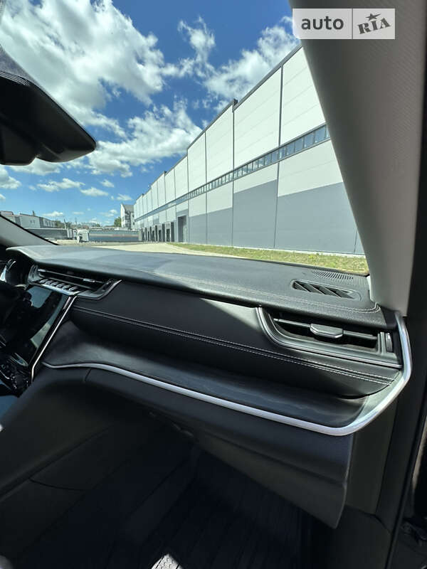 Внедорожник / Кроссовер Jeep Grand Cherokee 2021 в Ивано-Франковске