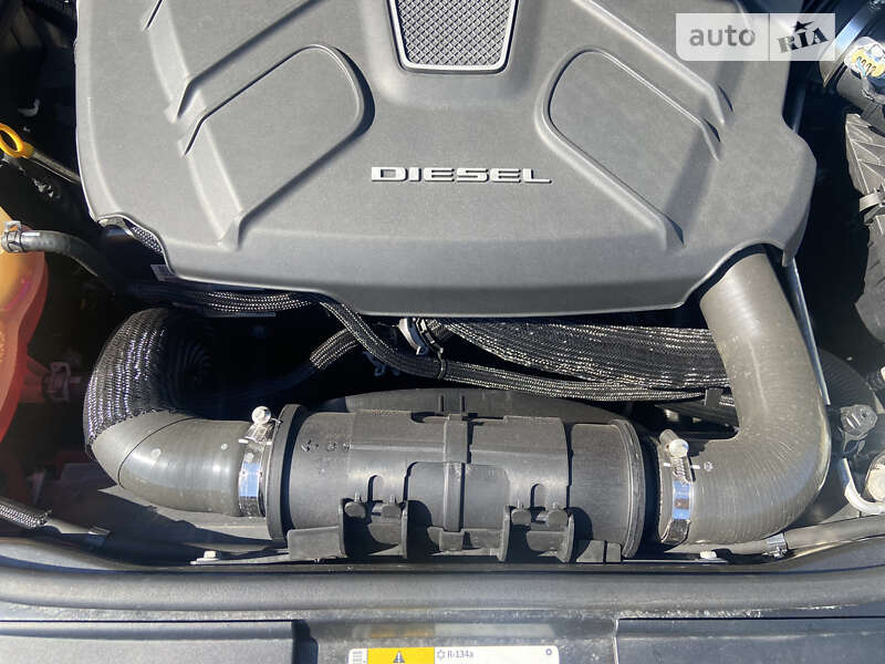 Внедорожник / Кроссовер Jeep Grand Cherokee 2014 в Киеве фото 16 Внедорожник / Кроссовер Jeep Grand Cherokee 2014 в Киеве