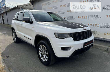 Позашляховик / Кросовер Jeep Grand Cherokee 2017 в Києві