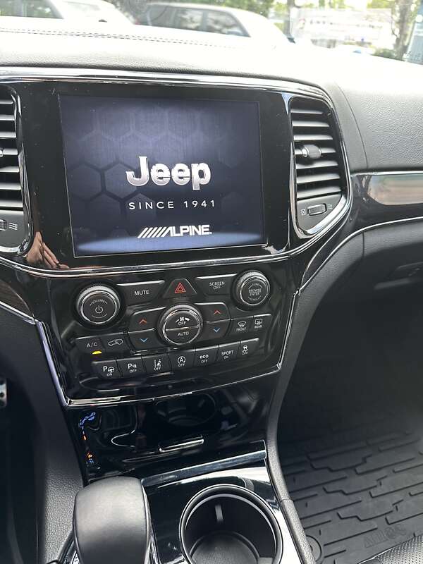 Внедорожник / Кроссовер Jeep Grand Cherokee 2021 в Одессе