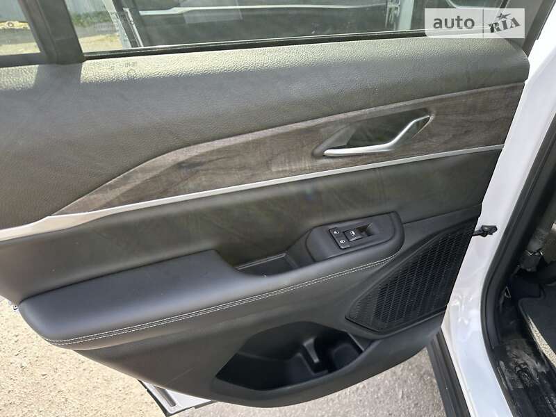 Позашляховик / Кросовер Jeep Grand Cherokee 2022 в Сумах фото 32 Позашляховик / Кросовер Jeep Grand Cherokee 2022 в Сумах