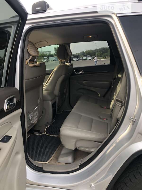 Внедорожник / Кроссовер Jeep Grand Cherokee 2010 в Кременчуге фото 10 Внедорожник / Кроссовер Jeep Grand Cherokee 2010 в Кременчуге