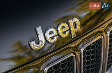 Внедорожник / Кроссовер Jeep Grand Cherokee 2012 в Рудки