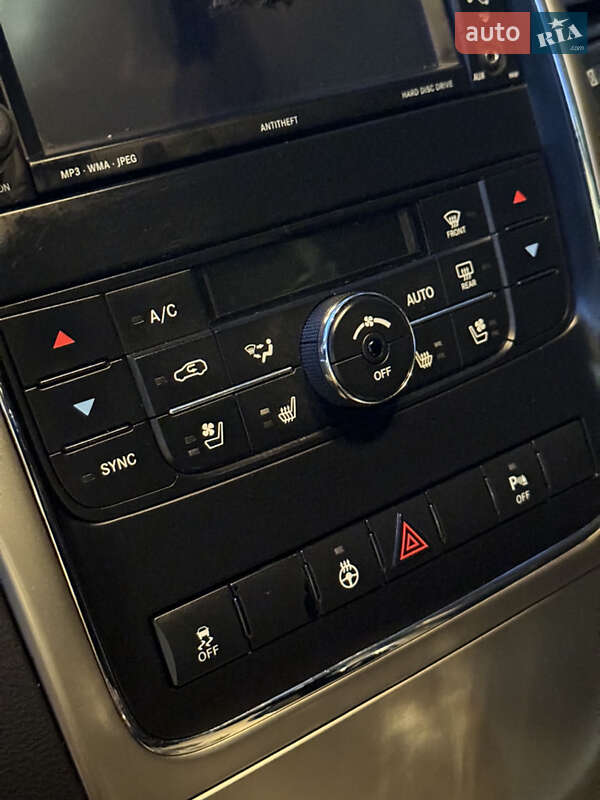 Внедорожник / Кроссовер Jeep Grand Cherokee 2012 в Ужгороде