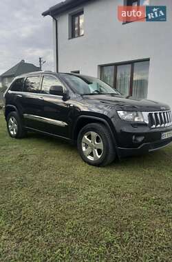 Внедорожник / Кроссовер Jeep Grand Cherokee 2012 в 