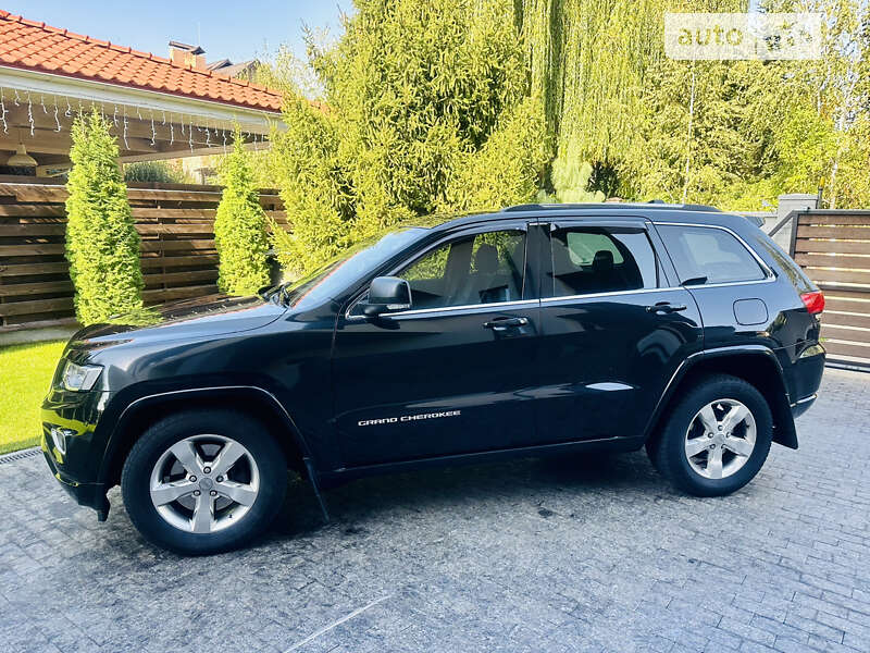 Внедорожник / Кроссовер Jeep Grand Cherokee 2014 в Киеве