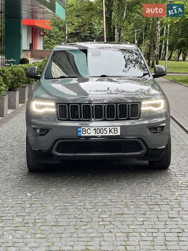 Внедорожник / Кроссовер Jeep Grand Cherokee 2021 в Львове