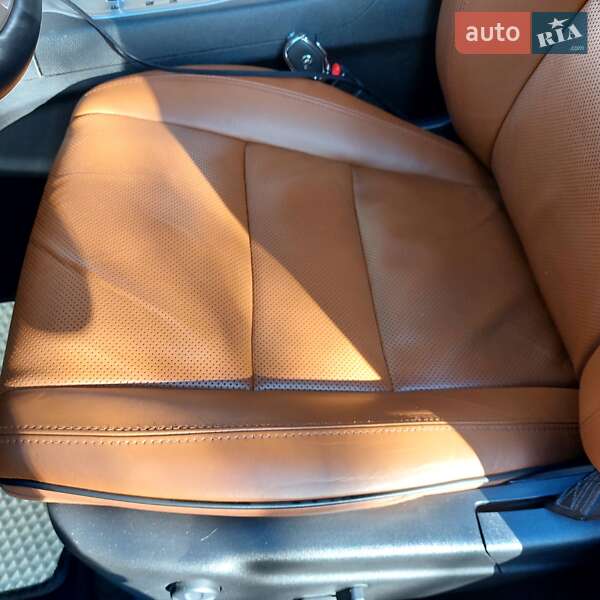 Внедорожник / Кроссовер Jeep Grand Cherokee 2012 в Харькове