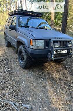 Внедорожник / Кроссовер Jeep Grand Cherokee 1994 в Днепре