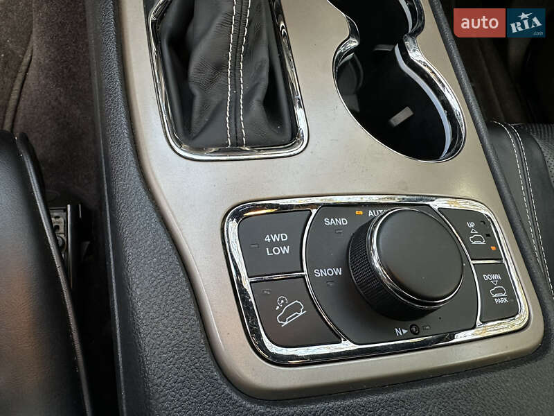 Внедорожник / Кроссовер Jeep Grand Cherokee 2017 в Ивано-Франковске фото 4 Внедорожник / Кроссовер Jeep Grand Cherokee 2017 в Ивано-Франковске