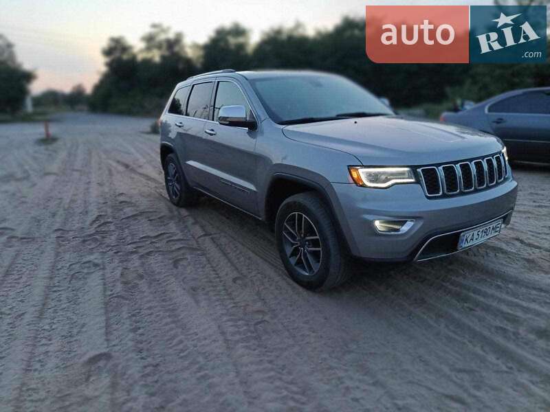 Внедорожник / Кроссовер Jeep Grand Cherokee 2019 в Киеве