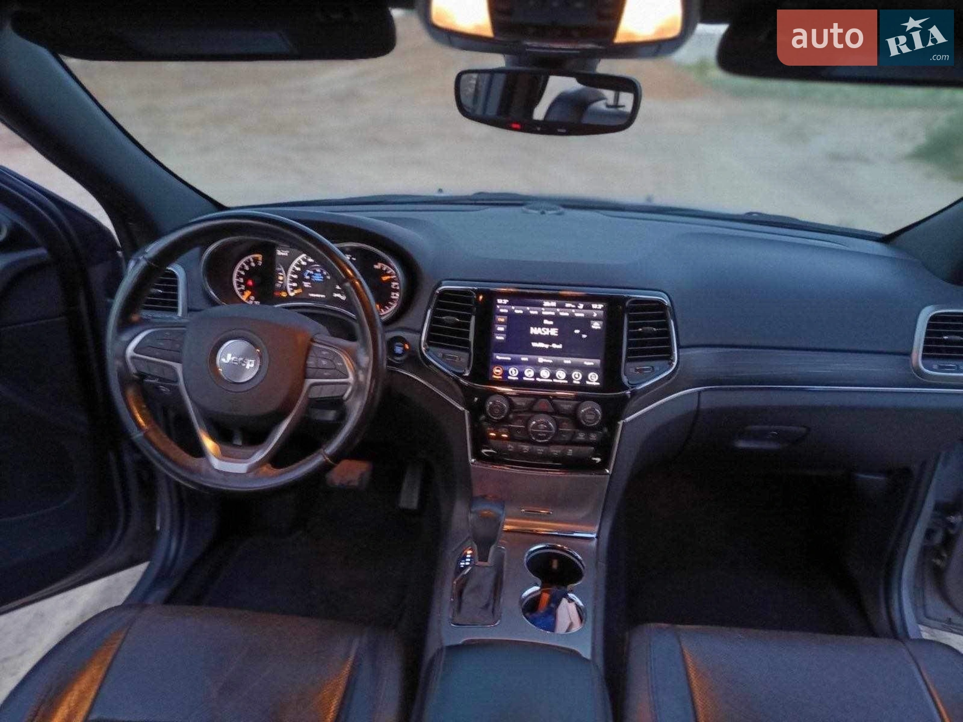 2019 Jeep Grand Cherokee - мініатюра 12