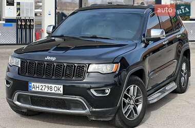 Внедорожник / Кроссовер Jeep Grand Cherokee 2017 в Львове