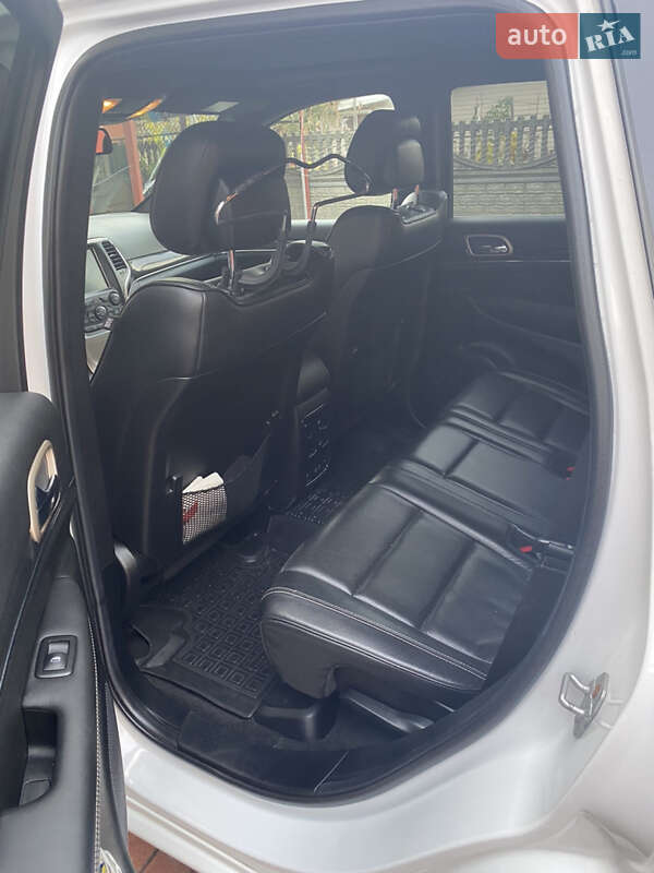 Внедорожник / Кроссовер Jeep Grand Cherokee 2014 в Чернигове