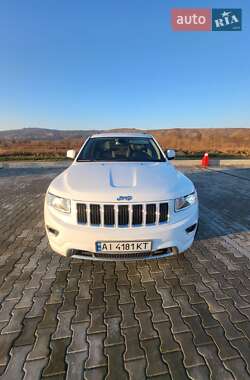 Внедорожник / Кроссовер Jeep Grand Cherokee 2015 в Киеве