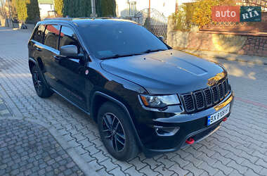 Внедорожник / Кроссовер Jeep Grand Cherokee 2017 в Хмельницком