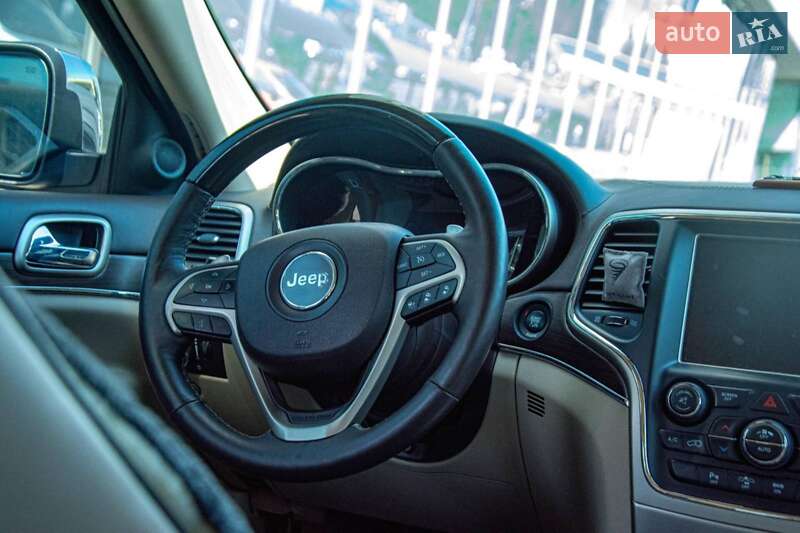 Внедорожник / Кроссовер Jeep Grand Cherokee 2014 в Киеве фото 18 Внедорожник / Кроссовер Jeep Grand Cherokee 2014 в Киеве