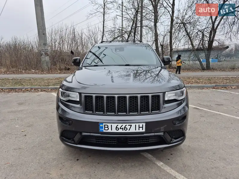 Позашляховик / Кросовер Jeep Grand Cherokee 2016 в 