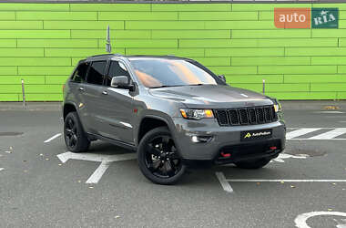 Внедорожник / Кроссовер Jeep Grand Cherokee 2020 в 