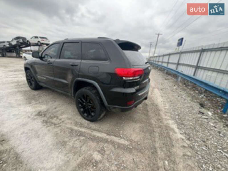 Внедорожник / Кроссовер Jeep Grand Cherokee 2013 в Черкассах