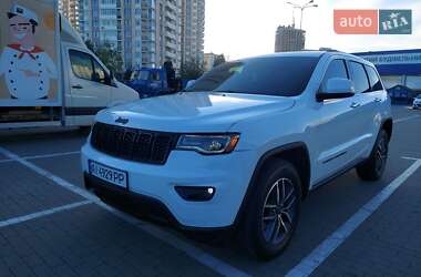 Внедорожник / Кроссовер Jeep Grand Cherokee 2020 в Киеве