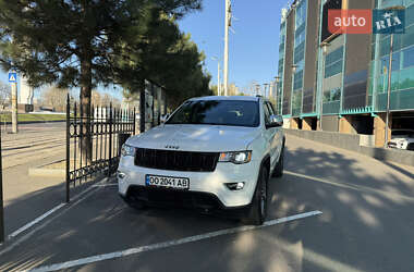 Внедорожник / Кроссовер Jeep Grand Cherokee 2020 в Одессе