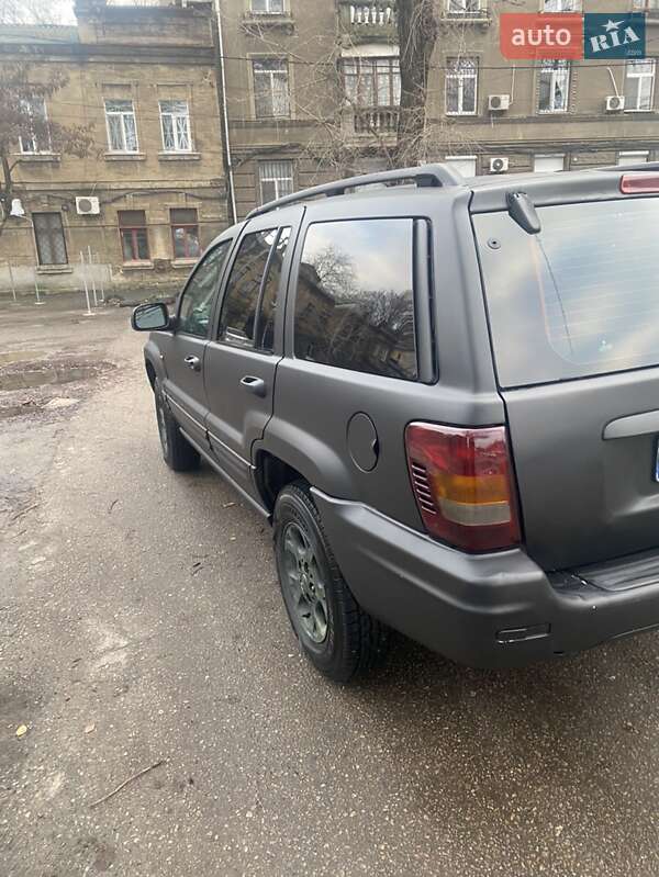 Позашляховик / Кросовер Jeep Grand Cherokee 2004 в Одесі