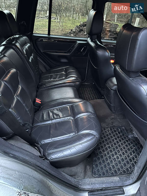 Позашляховик / Кросовер Jeep Grand Cherokee 2001 в Івано-Франківську