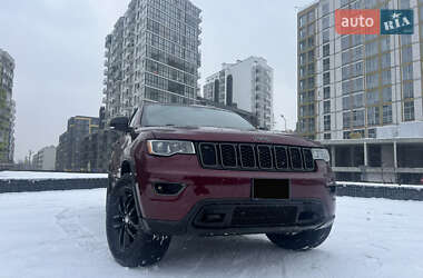 Позашляховик / Кросовер Jeep Grand Cherokee 2017 в Львові