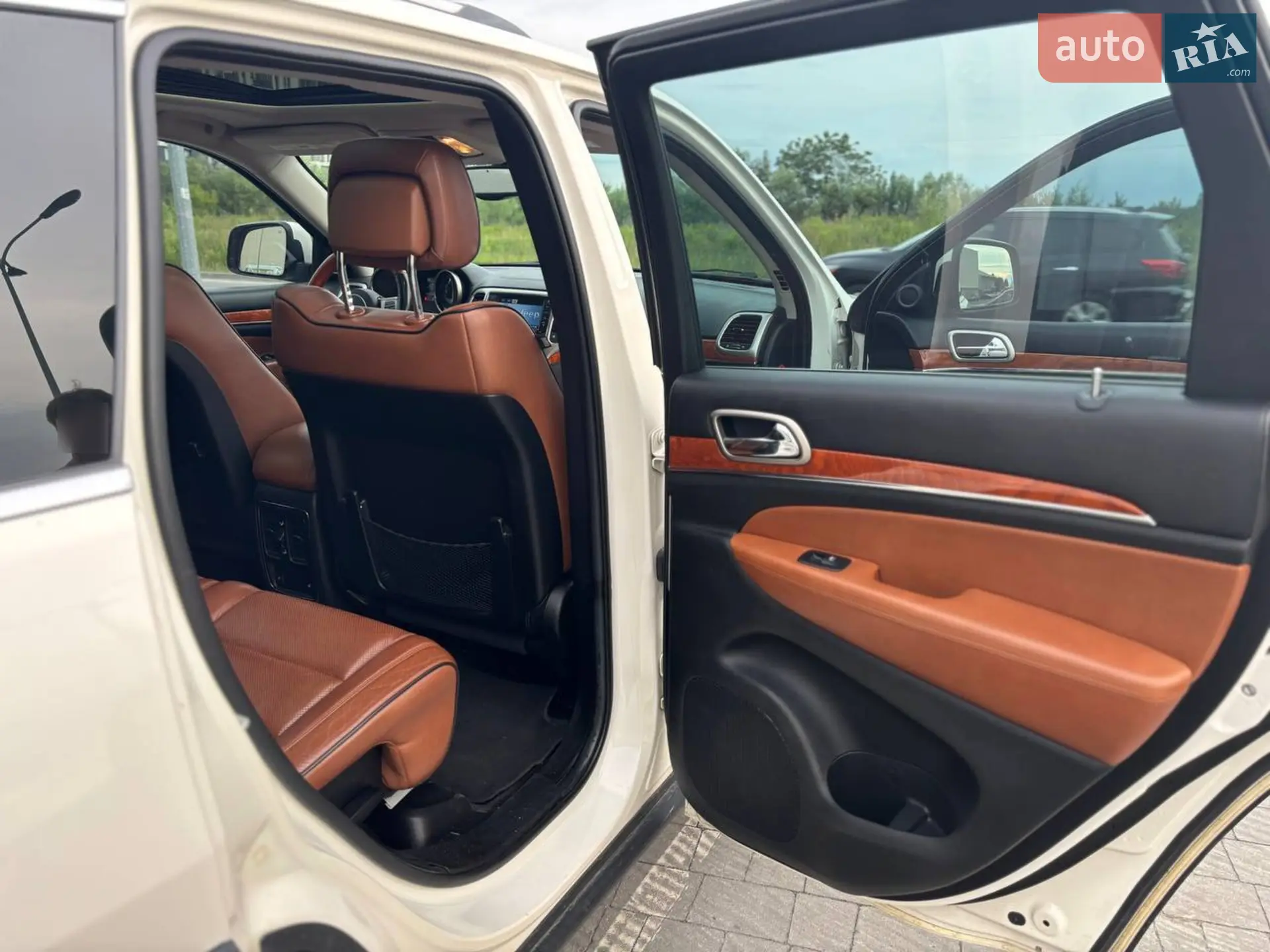2012 Jeep Grand Cherokee - мініатюра 13