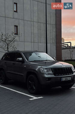 Внедорожник / Кроссовер Jeep Grand Cherokee 2011 в Киеве