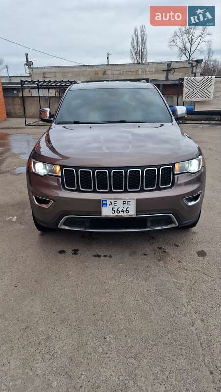 Внедорожник / Кроссовер Jeep Grand Cherokee 2017 в Днепре