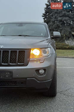 Позашляховик / Кросовер Jeep Grand Cherokee 2011 в Києві