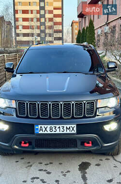 Внедорожник / Кроссовер Jeep Grand Cherokee 2020 в Харькове