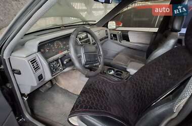 Внедорожник / Кроссовер Jeep Grand Cherokee 1995 в Дружковке