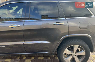 Внедорожник / Кроссовер Jeep Grand Cherokee 2014 в Киеве