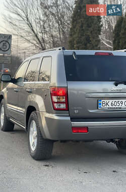 Внедорожник / Кроссовер Jeep Grand Cherokee 2006 в Луцке