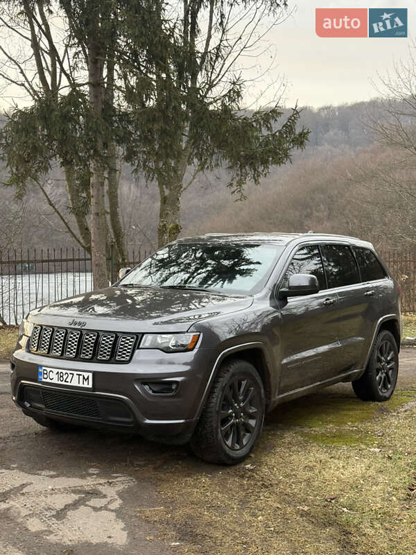 Позашляховик / Кросовер Jeep Grand Cherokee 2019 в Львові