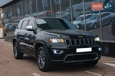 Позашляховик / Кросовер Jeep Grand Cherokee 2017 в Києві