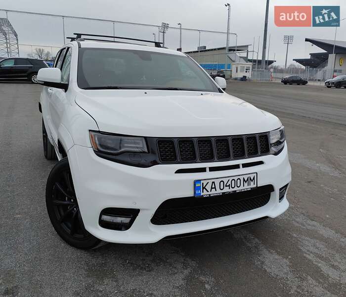 Внедорожник / Кроссовер Jeep Grand Cherokee 2020 в 
