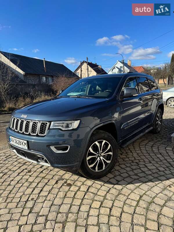 Внедорожник / Кроссовер Jeep Grand Cherokee 2019 в Киеве