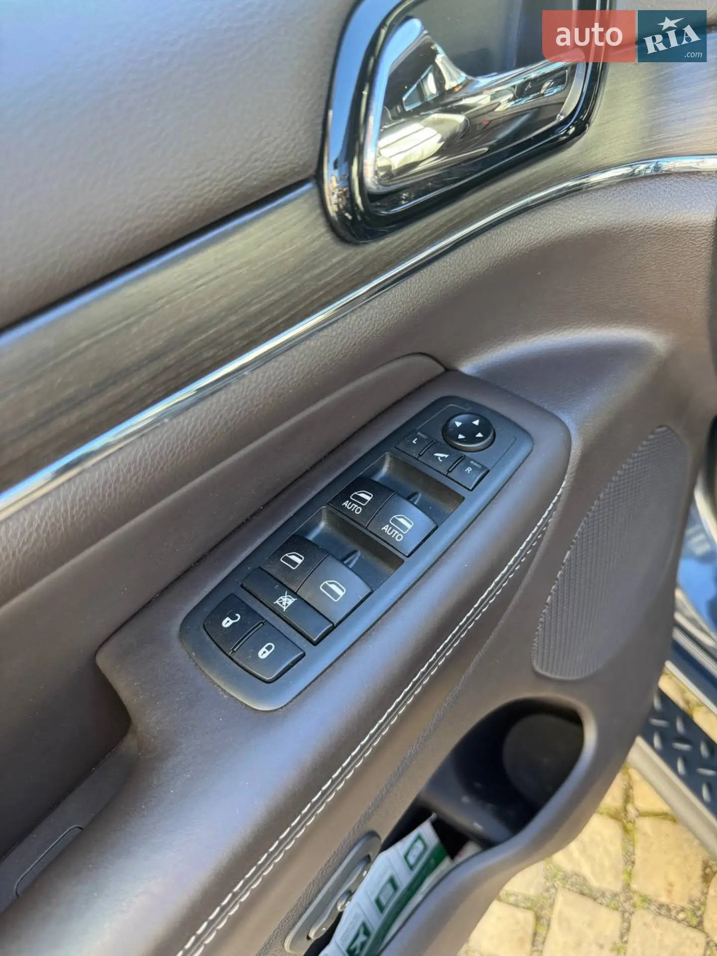 2019 Jeep Grand Cherokee - мініатюра 24