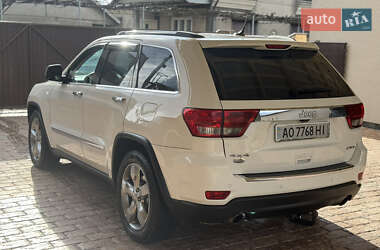 Внедорожник / Кроссовер Jeep Grand Cherokee 2011 в Рахове