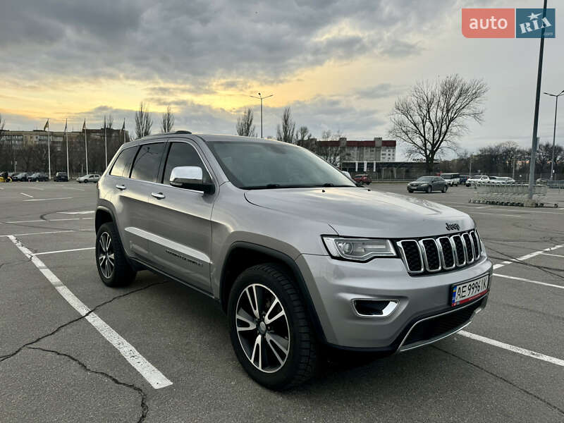 Внедорожник / Кроссовер Jeep Grand Cherokee 2018 в Днепре