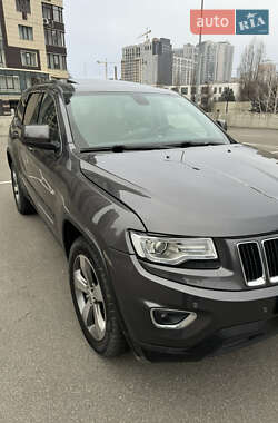 Внедорожник / Кроссовер Jeep Grand Cherokee 2015 в Киеве