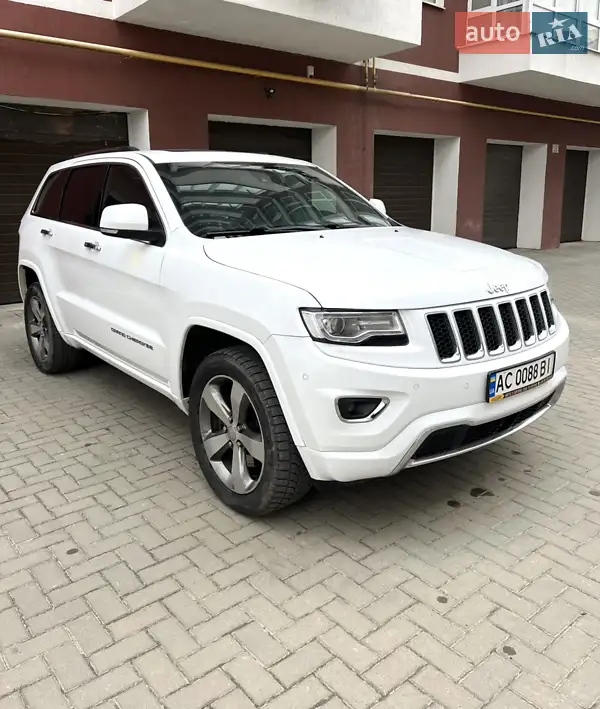 Позашляховик / Кросовер Jeep Grand Cherokee 2015 в 