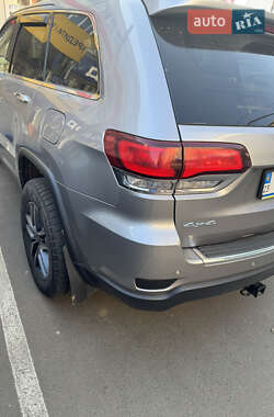 Внедорожник / Кроссовер Jeep Grand Cherokee 2021 в 